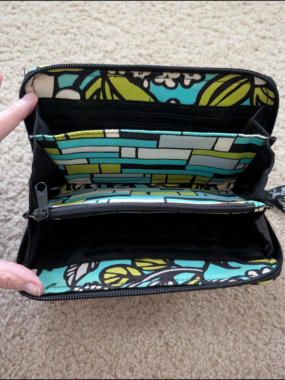 Vera Bradley Quilted Floral Zip Wallet in Turquoise & Lime Island Bloom - Picture 3 of 3